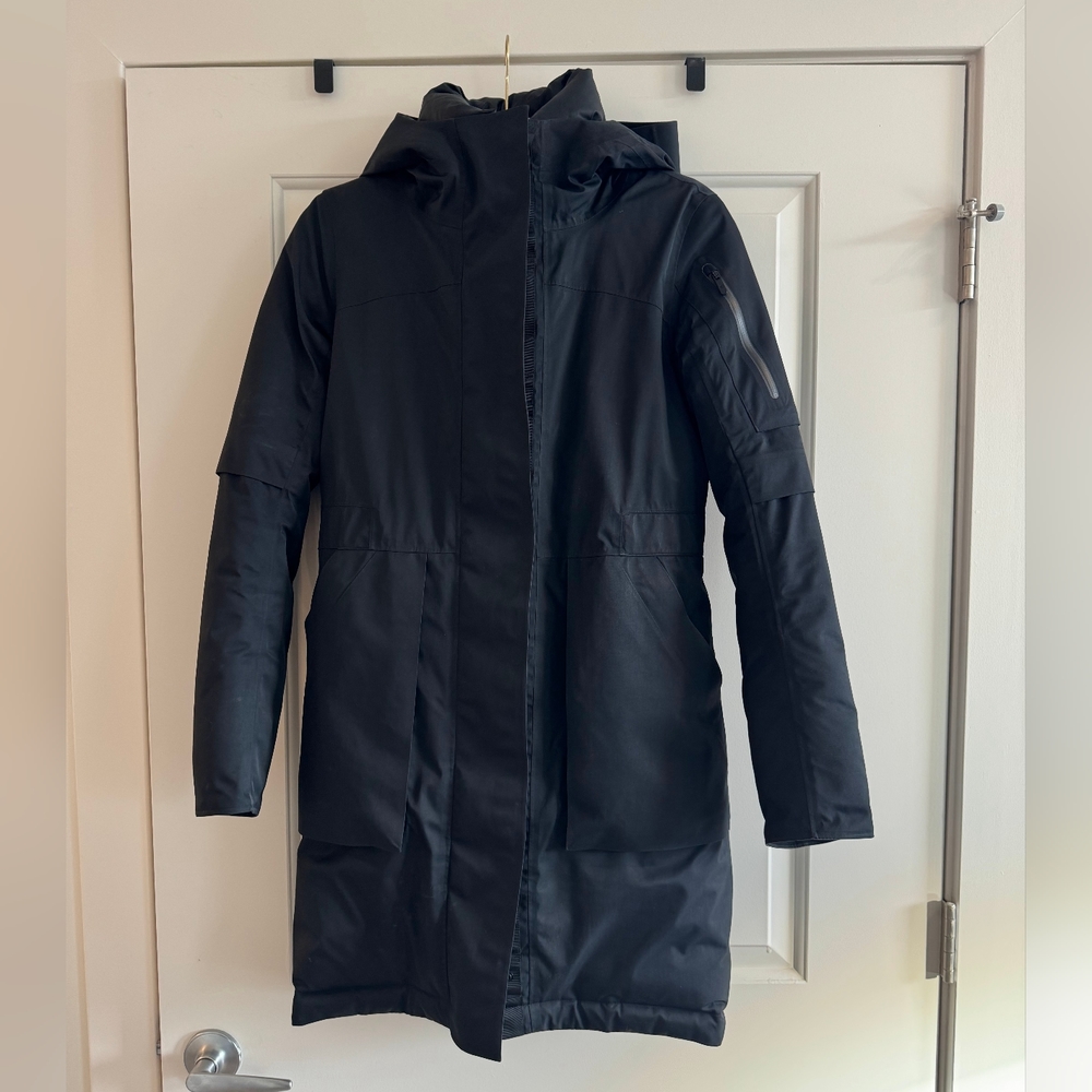 Lululemon Snow Warrior Parka